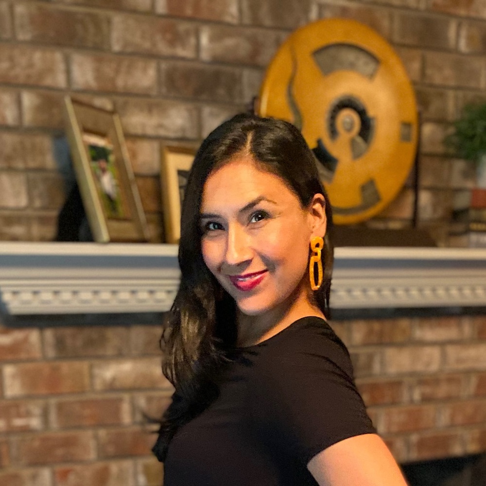 Meet your Posher, Mirna